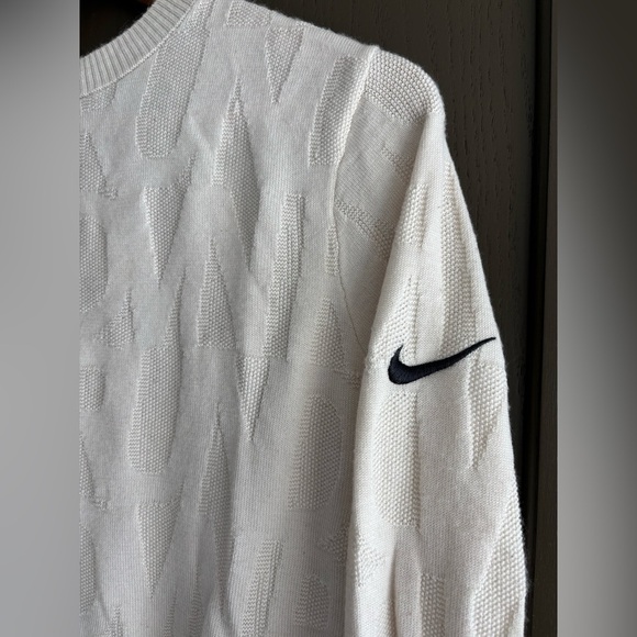 Nike RUNNING Cream Crew Neck Sweater Minimalist Design, Wool Blend - Picture 6 of 8